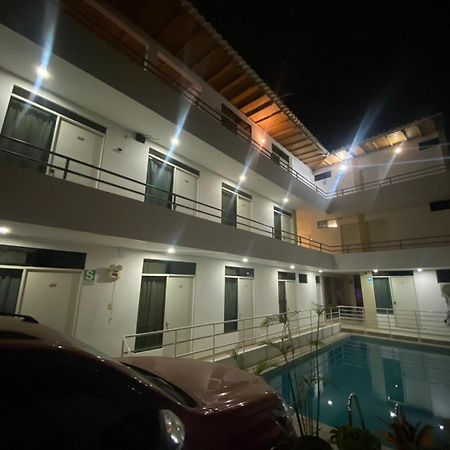 Hospedaje Rio Hotels 曼克拉 外观 照片
